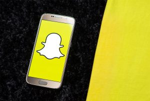 Snapchat - reklama firmy na wesoło